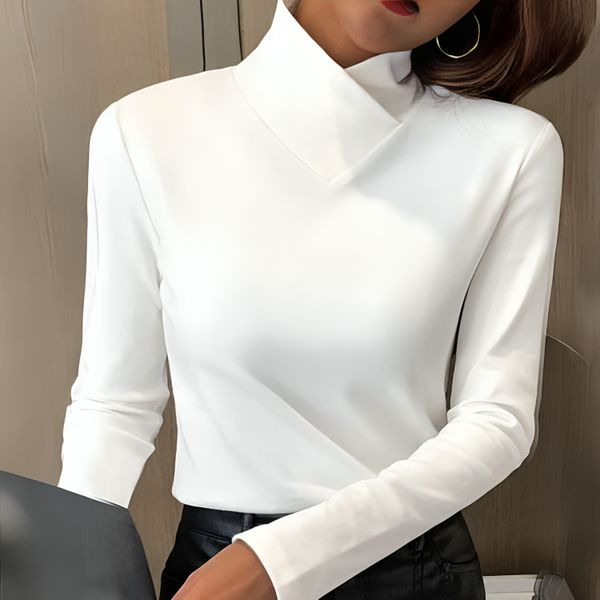 Beatrice | Elegant Turtleneck Fit